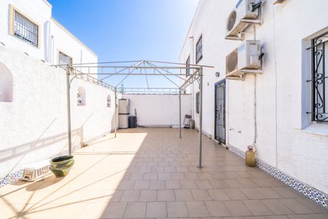 Villa en La Marina, Alicante, La Marina - € 189.000 | Ref: B6157VA - photo 23